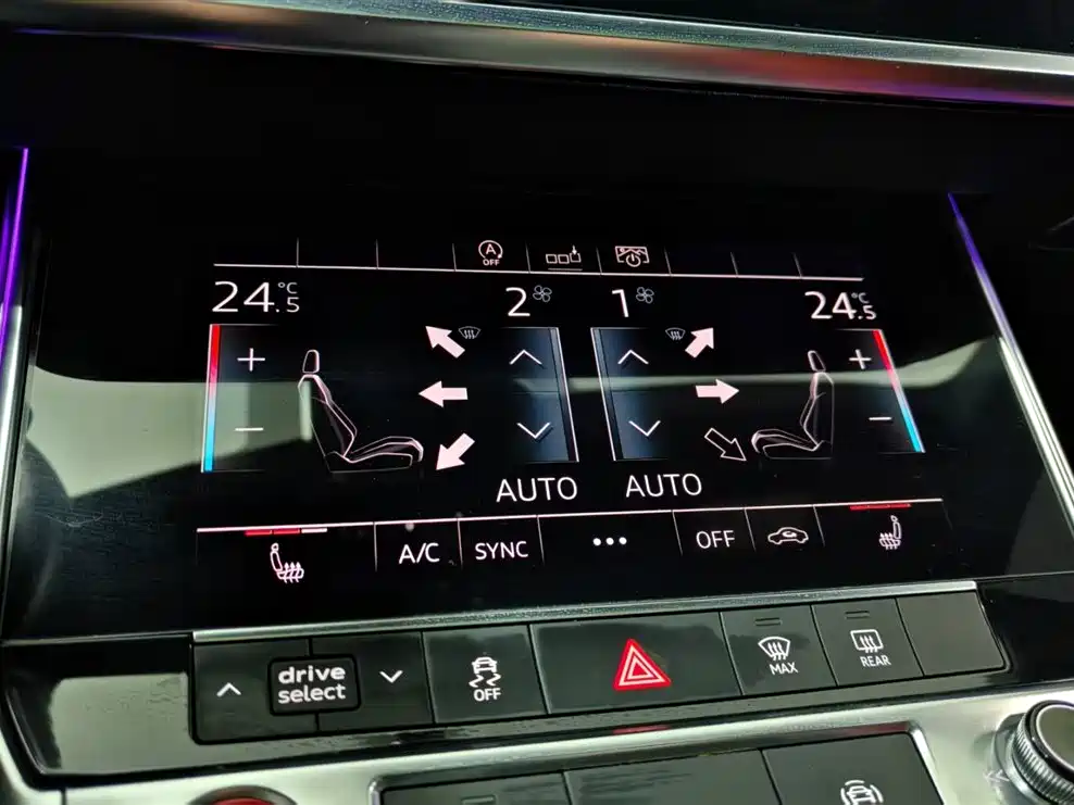 Audi A6L 2019 45 TFSI quattro Prestige Dynamic Trim