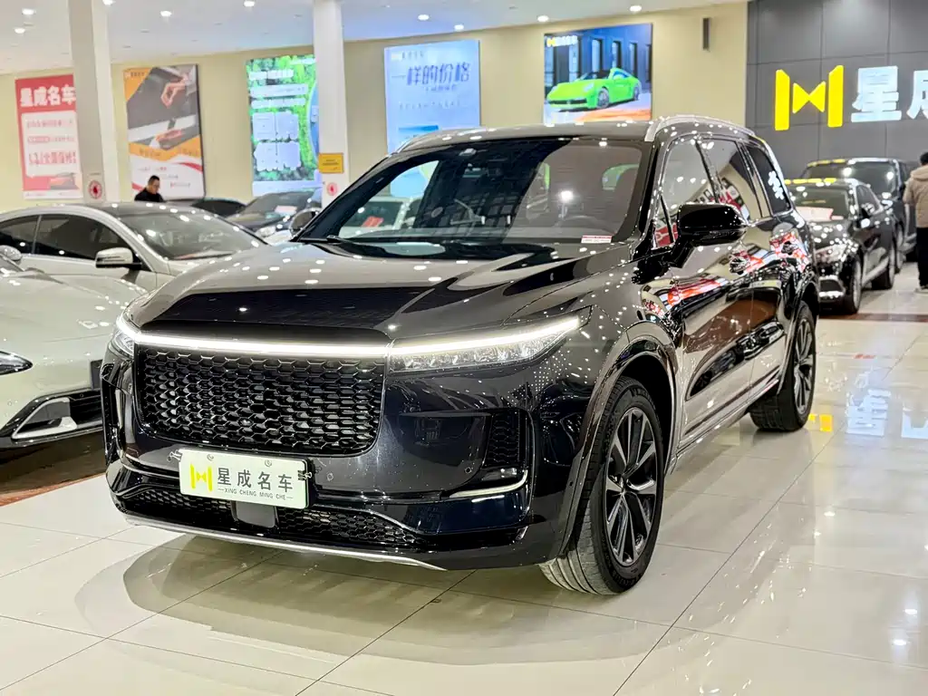 Li ONE 2021 Extended Range 6-Seater
