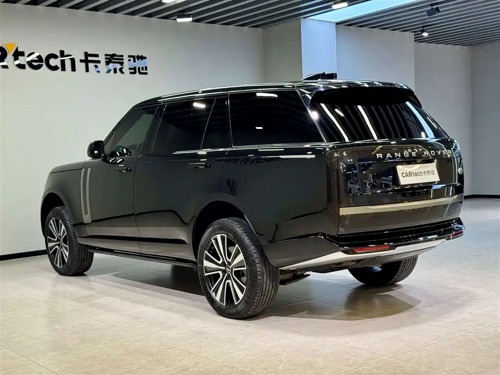 Range Rover 2024 model 3.0 L6 400PS SE LWB 7-seater