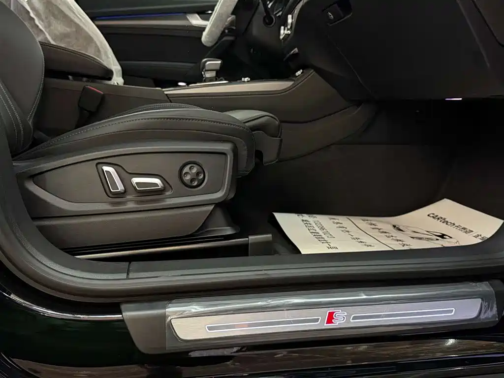 Audi Q5L 2025 45 TFSI - фото 16