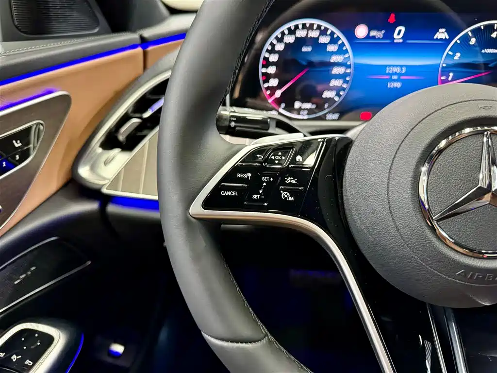 Mercedes-Benz E-Class 2025 Facelift E 300 L Fashion