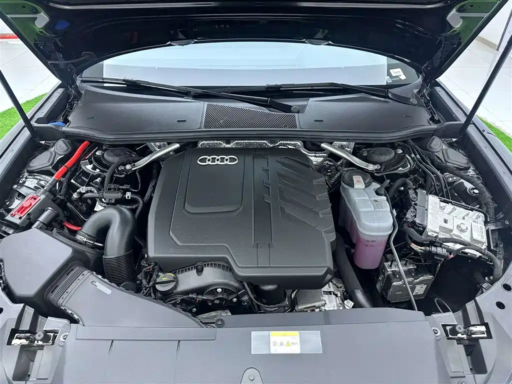 Audi A6L 2026 45 TFSI quattro Zhenxuan Dynamic Edition