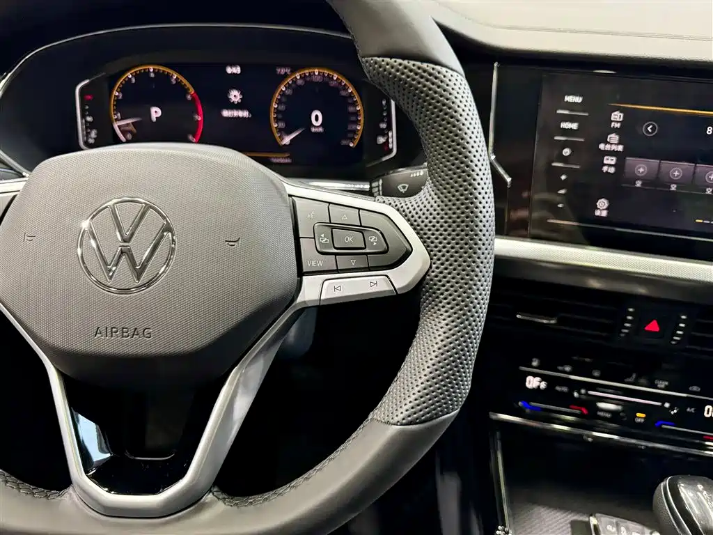Volkswagen Passat 2024 380TSI Longteng Edition