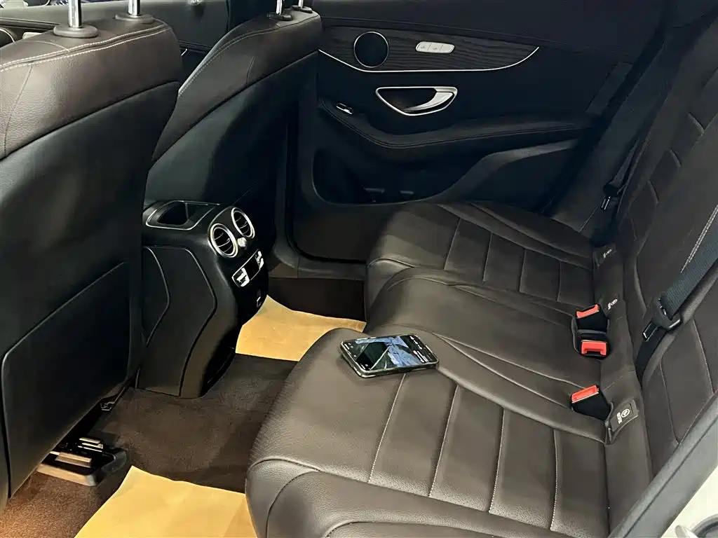 Mercedes-Benz GLC 300 L 4MATIC