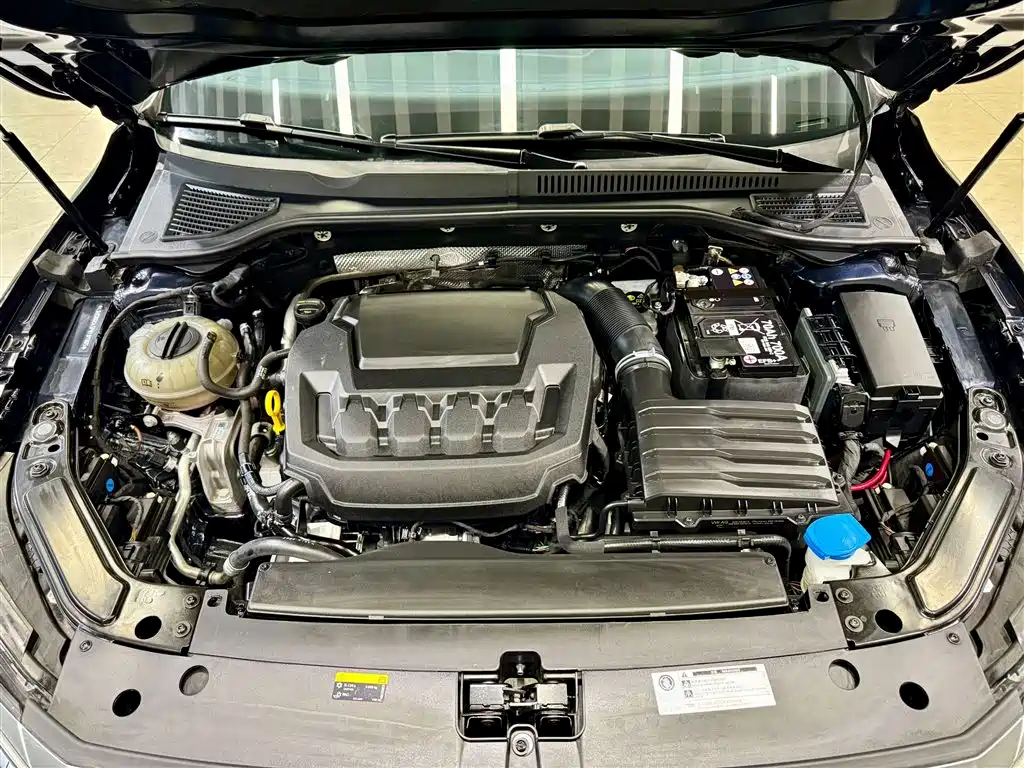 Volkswagen Passat 2024 380TSI Luxury Edition