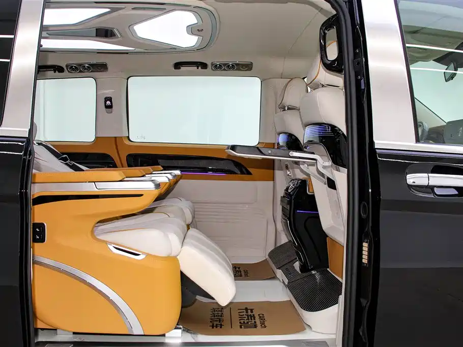 Mercedes-Benz Vito 2023 model 2.0T Elite Edition 7-seater
