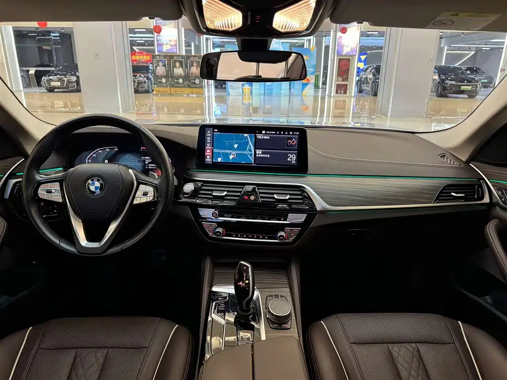 BMW 5 Series 2021 Facelift 530Li Leading Edition Luxury Package - фото 13