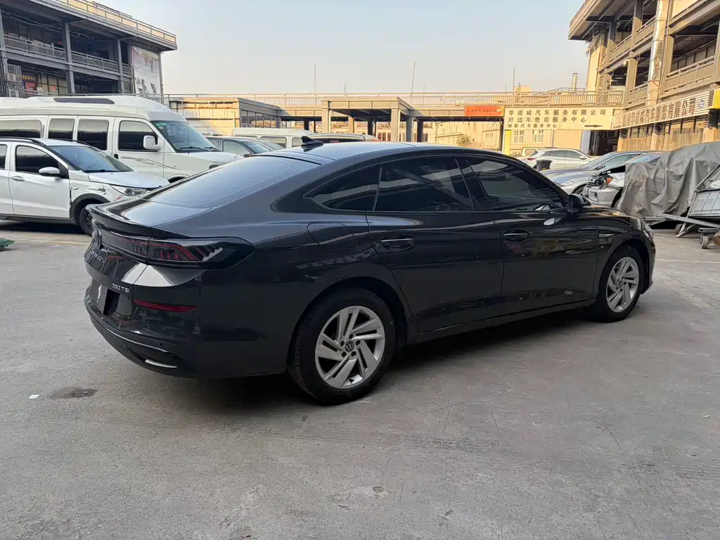 Volkswagen Lamando L 2023 280TSI DSG Re La Edition