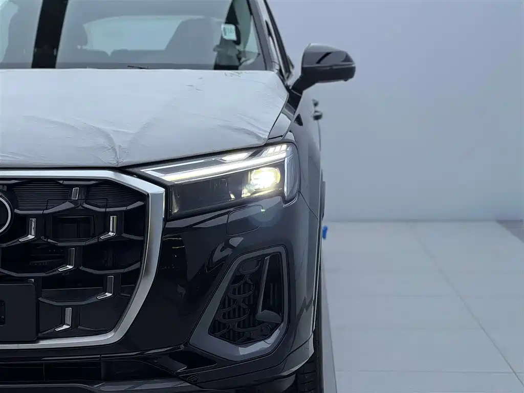 Audi Q7 2025 55 TFSI quattro S line