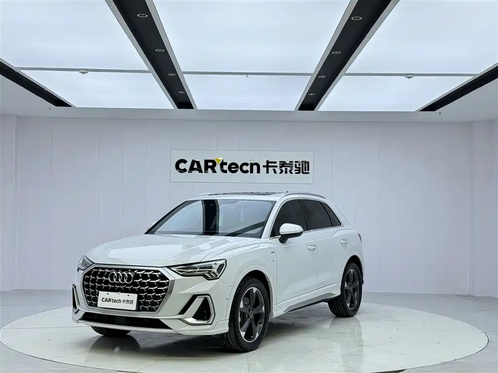 Audi Q3 2024 35 TFSI Fashion Dynamic