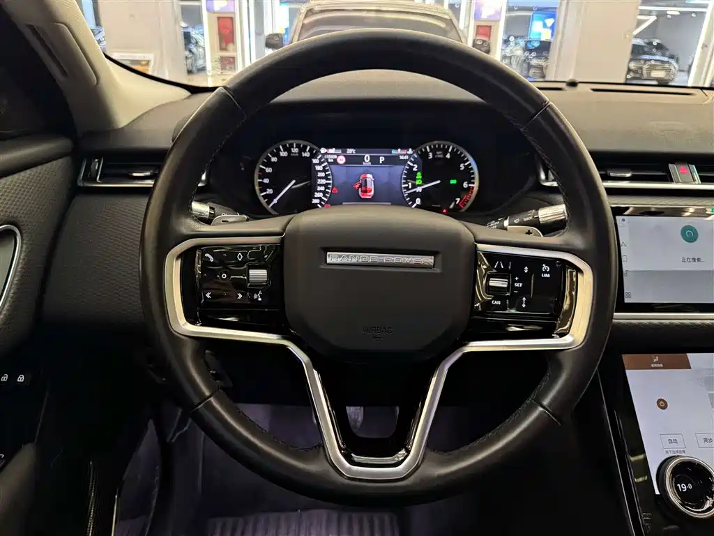 Range Rover Velar 2021 P250