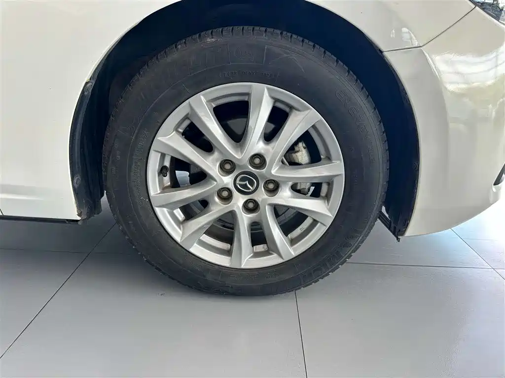 Mazda 3 Axela