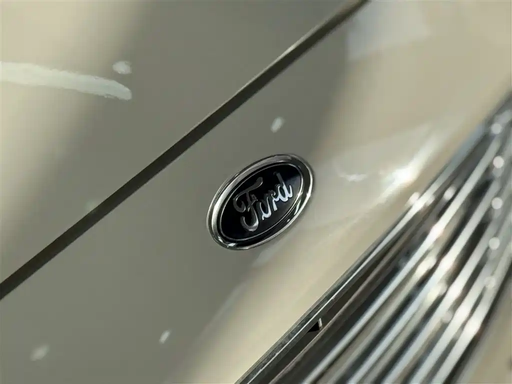 Ford Escort 2019 Facelift 1.5L Automatic Yuexiang Edition China VI