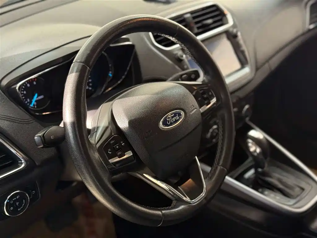 Ford Escort 2019 Facelift 1.5L Automatic Yuexiang Edition China VI