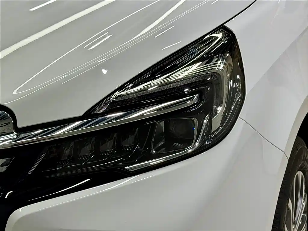 Buick GL8 2023 Facelift Land Business Class Luxury
