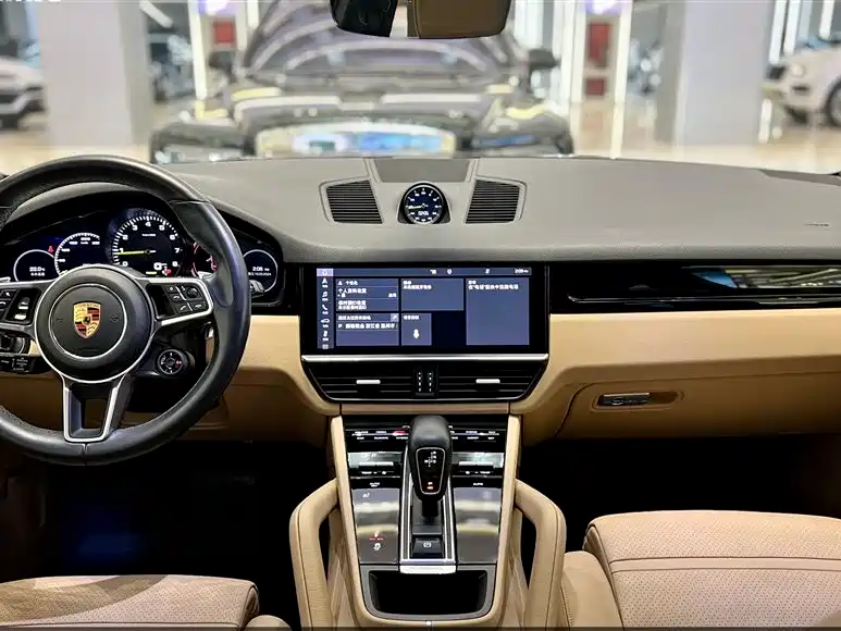 Porsche Cayenne E-Hybrid 2020 2.0T