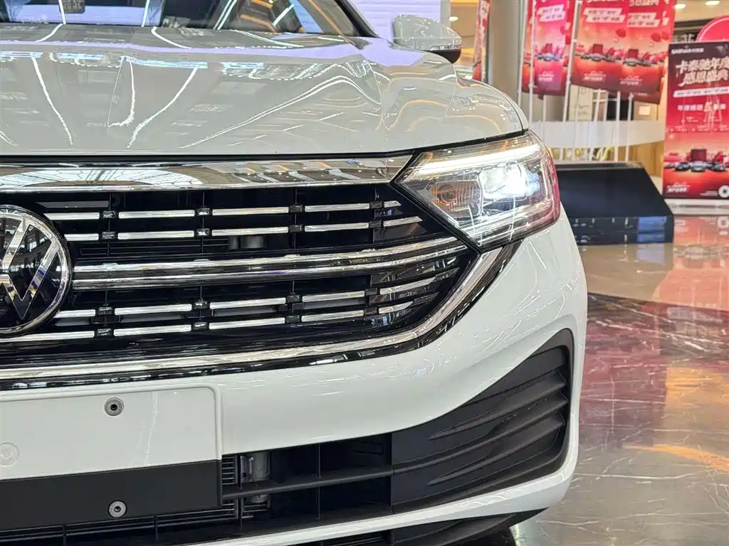 Volkswagen Sagitar 2025 Facelift 300TSI DSG Feiyue Edition