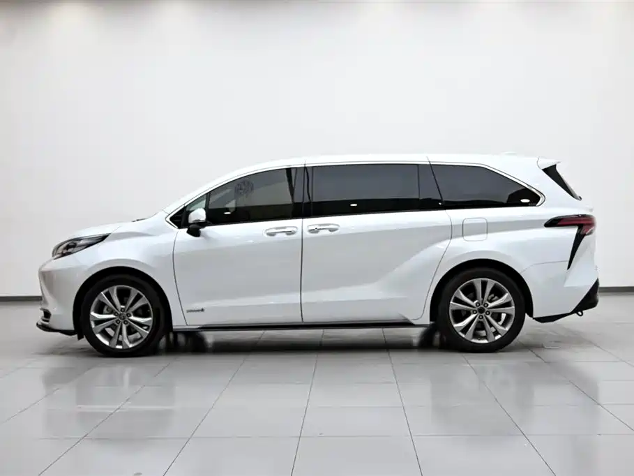 Toyota Sienna 2021 2.5L Hybrid Premium Edition