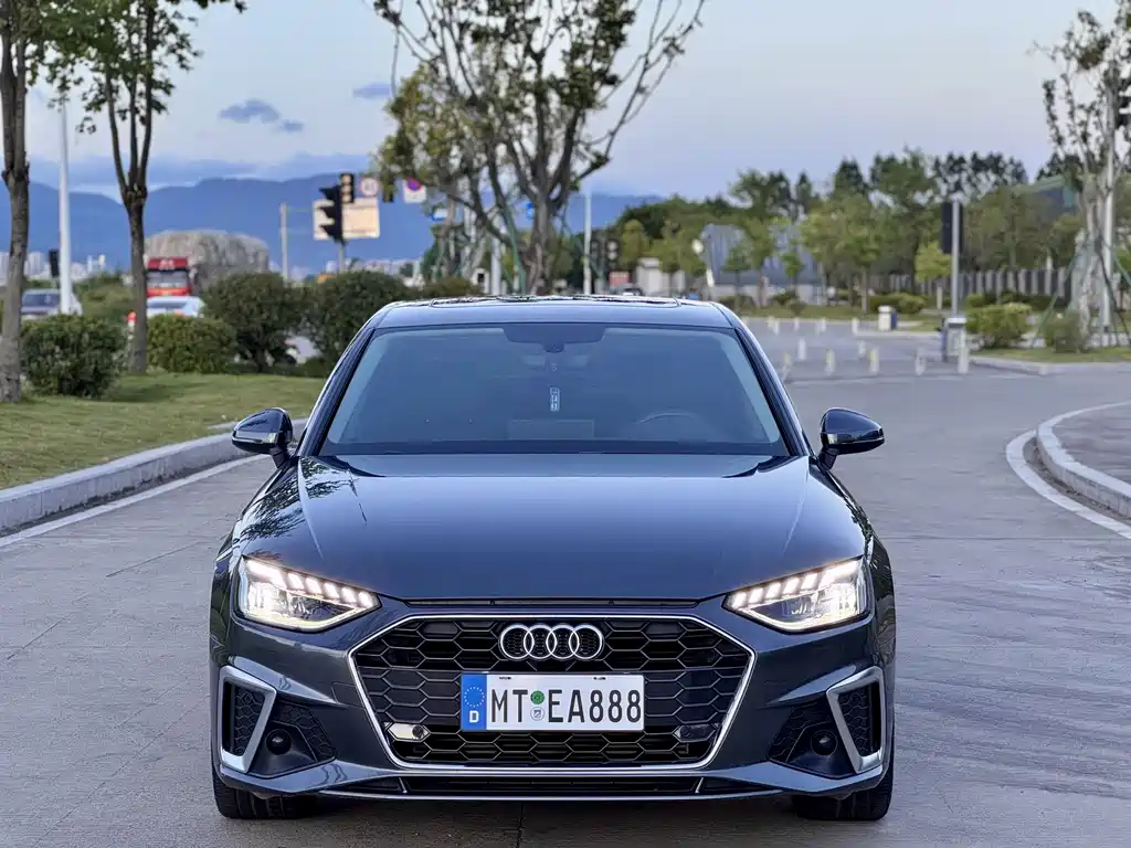 Audi A4L 2020 40 TFSI Fashion Dynamic