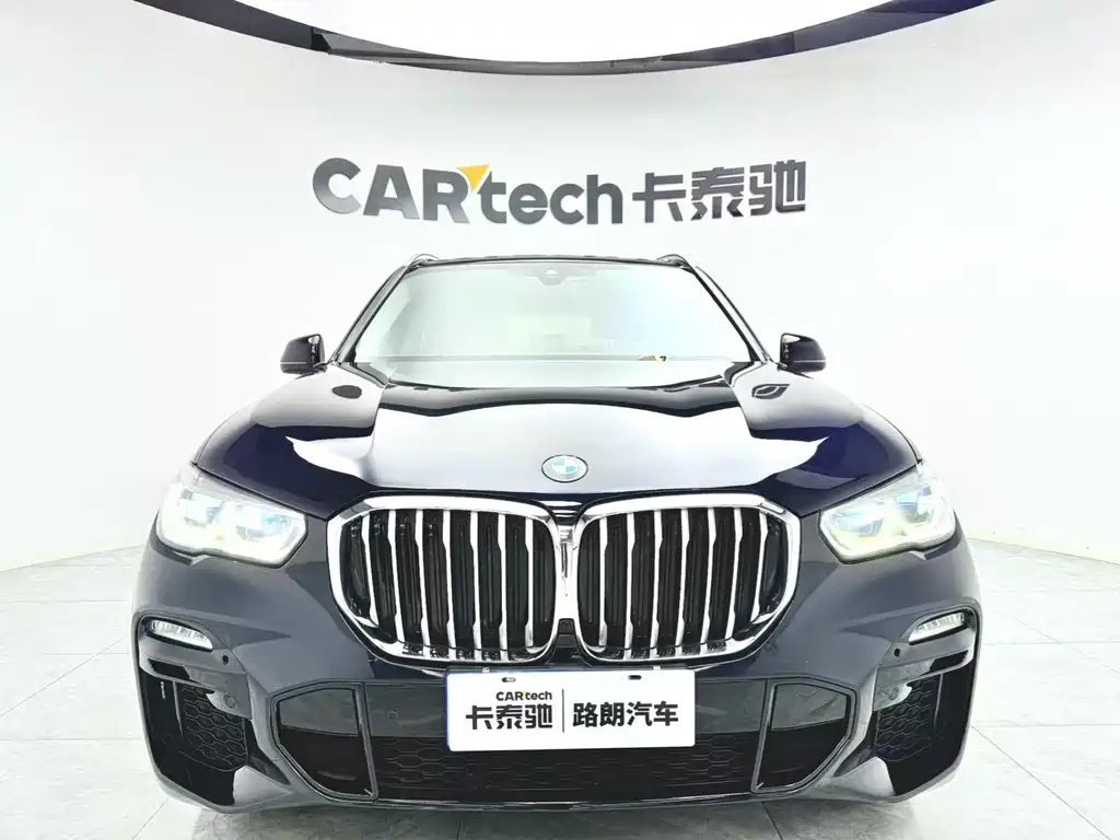 BMW X5 (Import) 2020 xDrive30i M Sport Package - фото 2