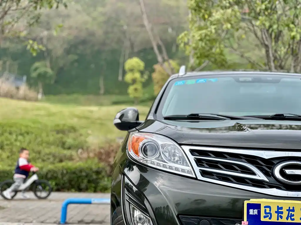 Trumpchi GS5 2014 2.0L Manual FWD Anniversary Edition