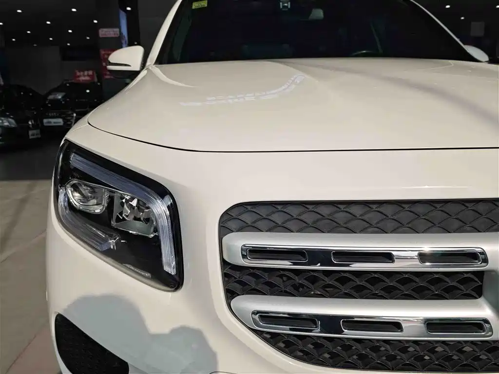 Mercedes-Benz GLB 200 Fashion Edition 2022 Facelift