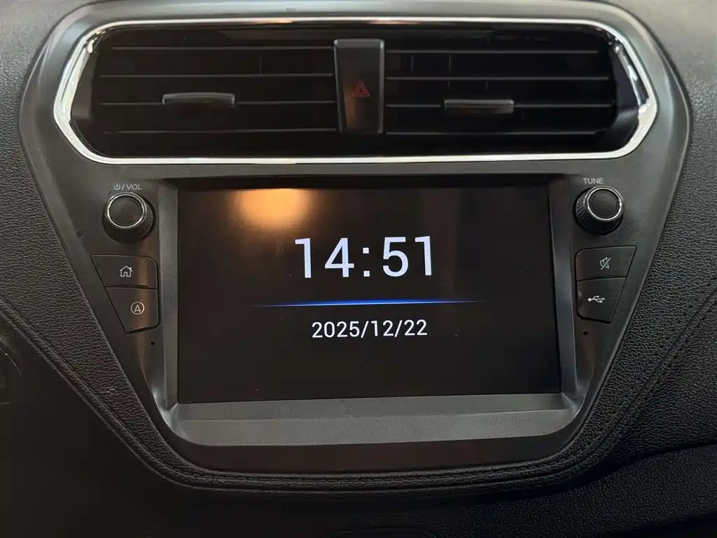 Ford Escort 2019 Facelift 1.5L Automatic Yuexiang Edition China VI