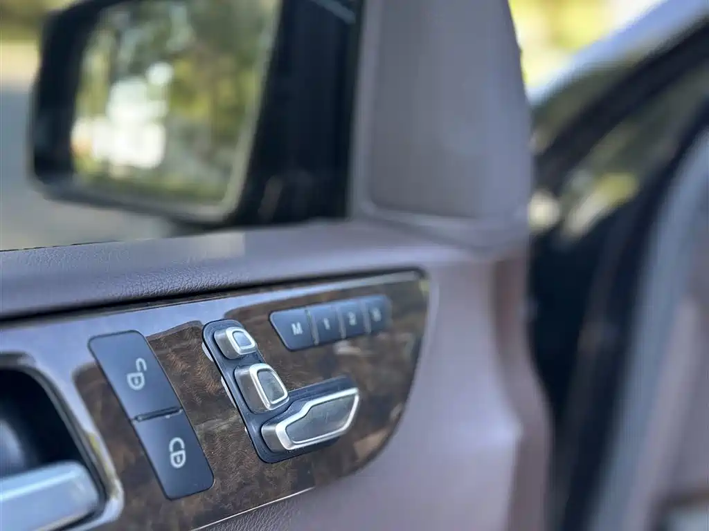 Mercedes-Benz GLS 400 4MATIC Luxury