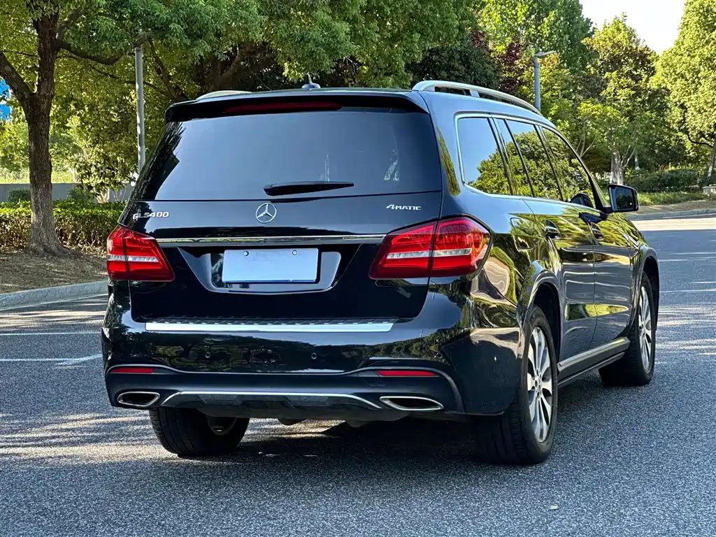 Mercedes-Benz GLS 400 4MATIC Luxury