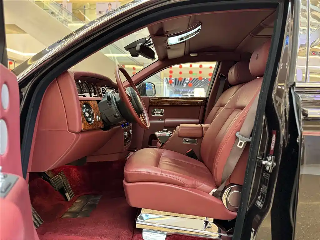 Rolls-Royce Phantom 2013 6.7L Extended Wheelbase EWB