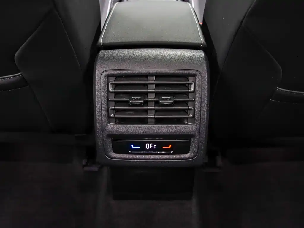 Golf 2023 280TSI DSG R-Line Lite