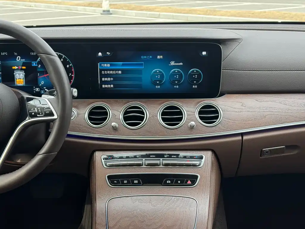 Mercedes-Benz E-Class 2022 E 300 L Luxury