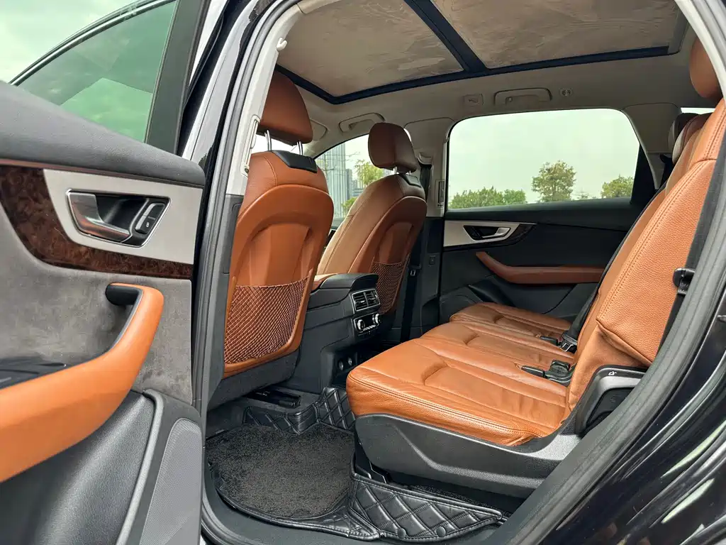Audi Q7 2019 55 TFSI Technology Edition