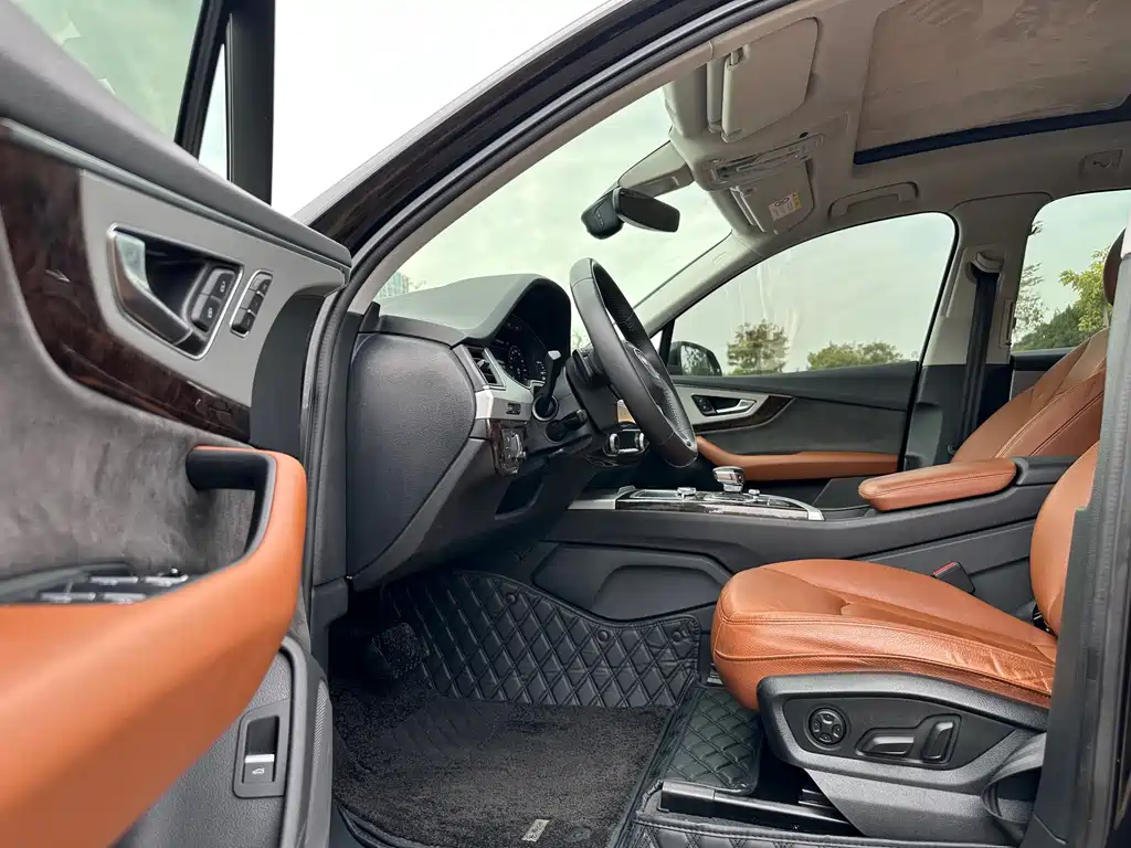 Audi Q7 2019 55 TFSI Technology Edition