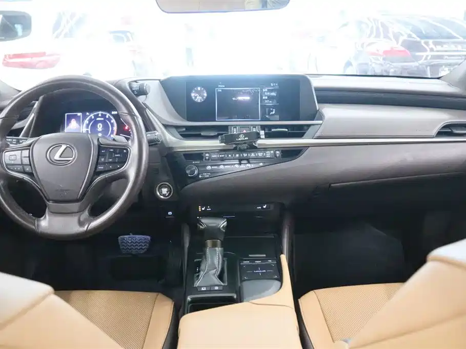 2018 Lexus ES 200 Excellence Edition China V