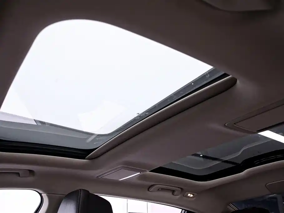 BMW 7 Series 2019 730Li Luxury Package - фото 10