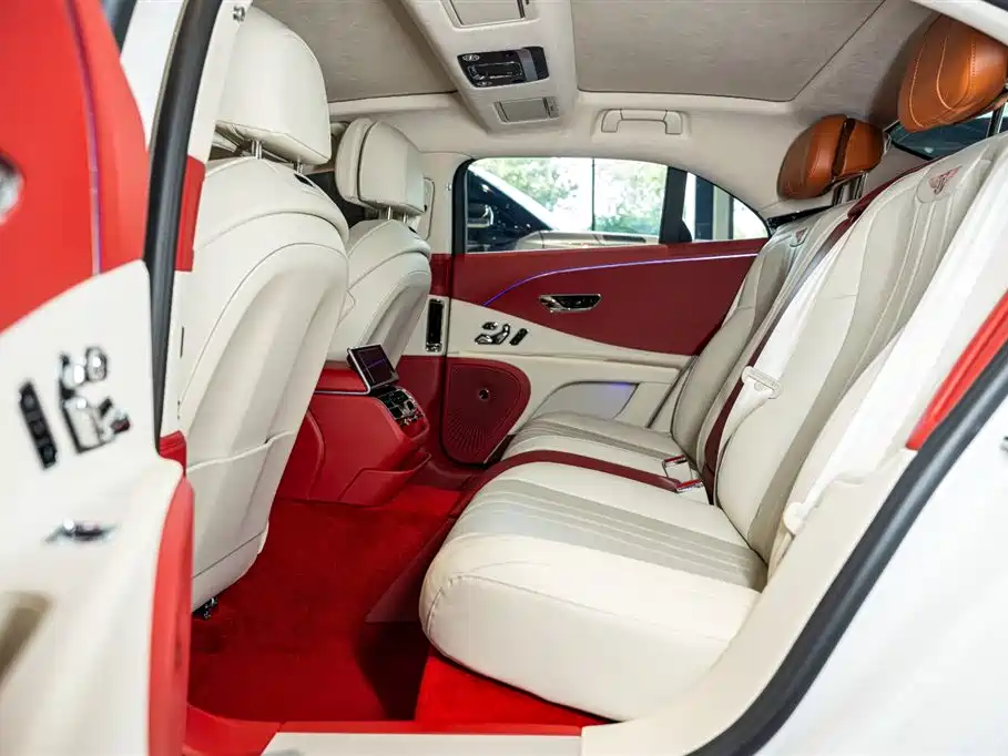 Bentley Flying Spur Plug-in Hybrid 2024 2.9T V6
