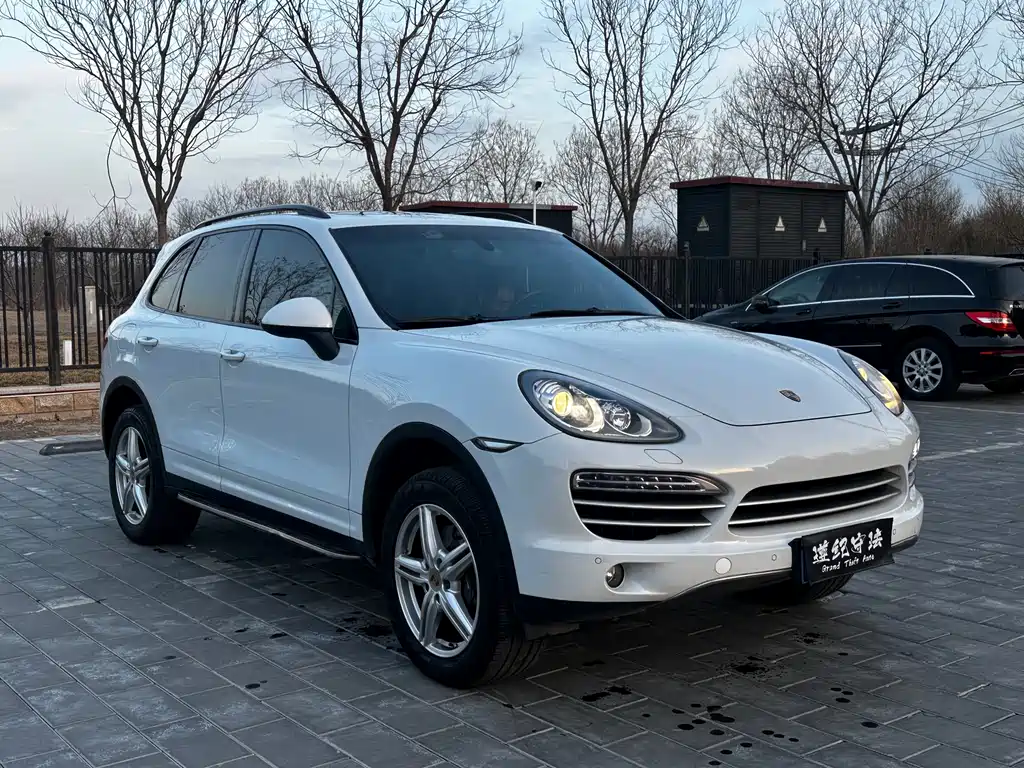 Cayenne 2014 Cayenne Platinum Edition 3.0T