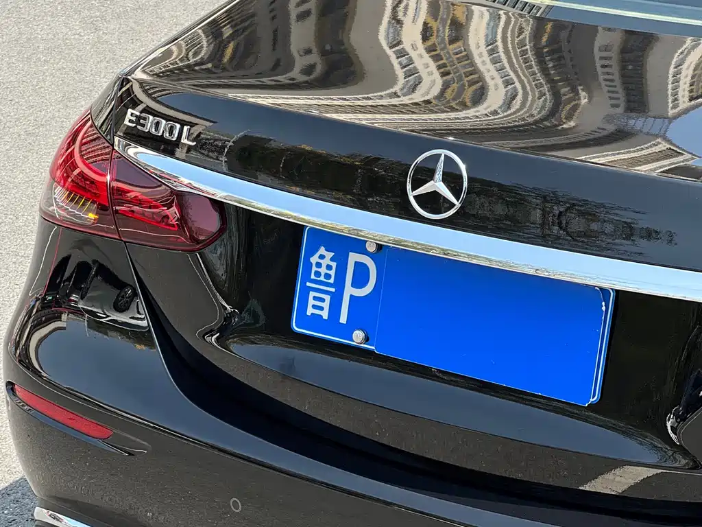 Mercedes-Benz E-Class 2023 E 260 L
