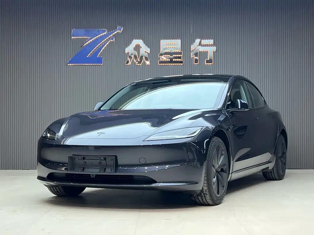 Model 3 RWD (2025 Refresh)