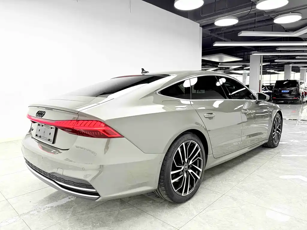 Audi A7 2023 45 TFSI Premium Selection