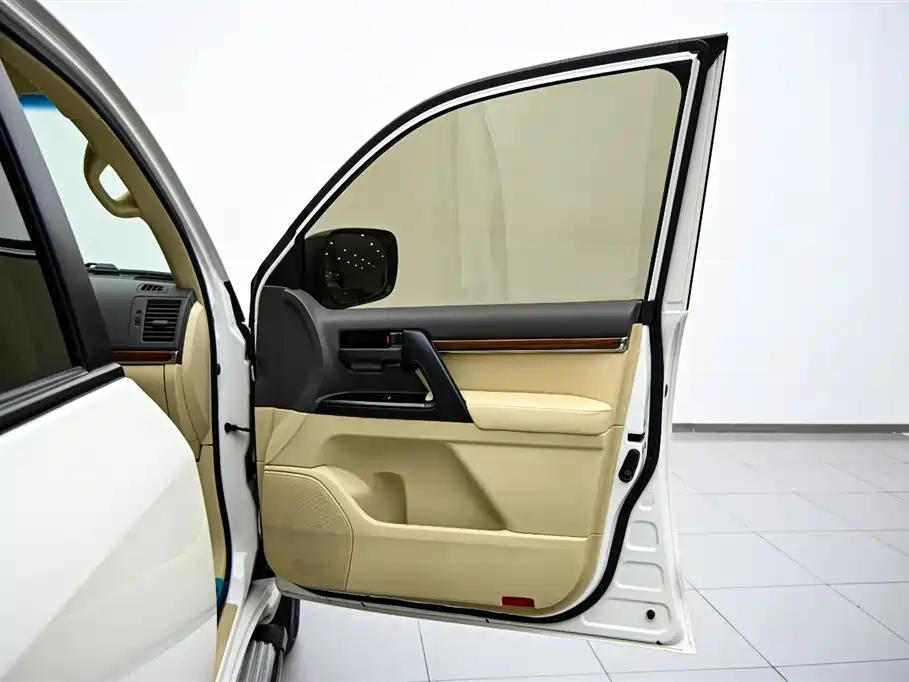 Land Cruiser 2017 4.0L Automatic