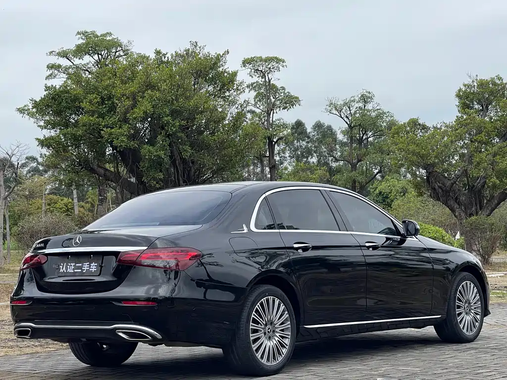 Mercedes-Benz E-Class 2022 Facelift E 300 L Fashion Edition