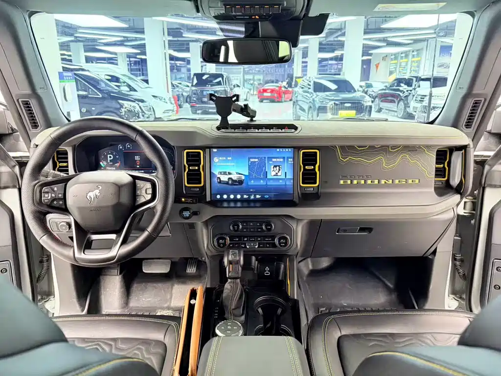 Ford Bronco 2024 2.3T Badlands