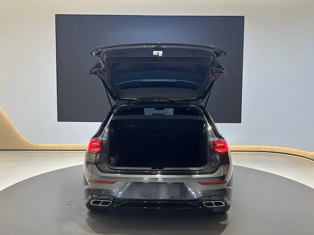 Golf 2023 280TSI DSG R-Line 20th Anniversary Edition