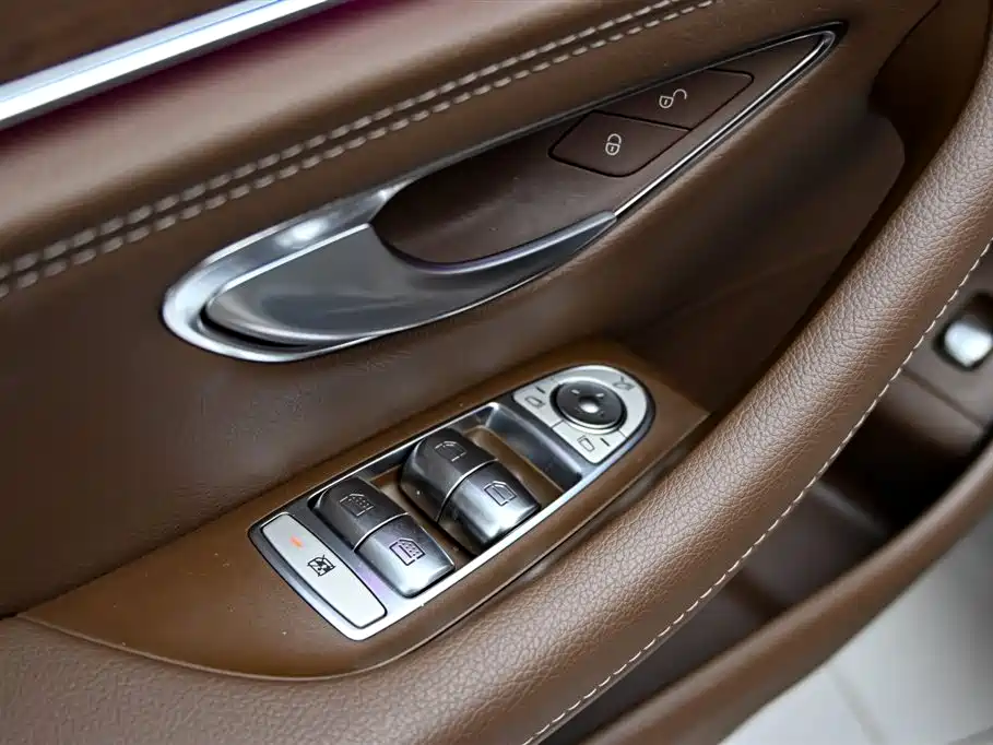 Mercedes-Benz E-Class 2023 Facelift E 300 L Luxury