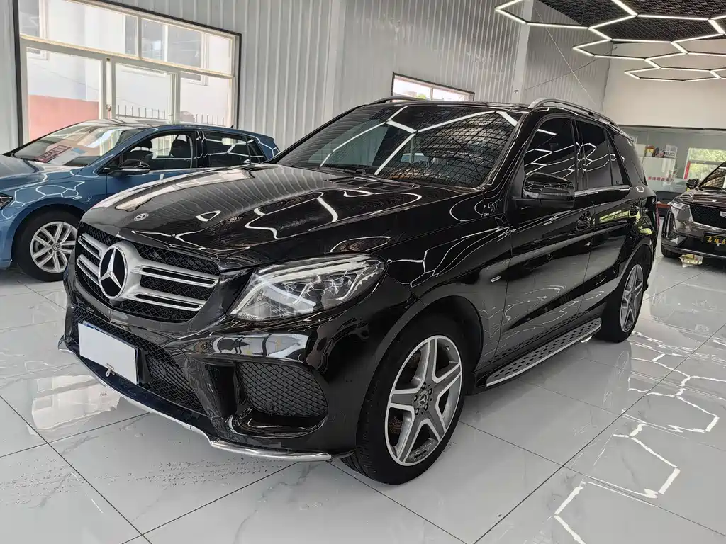 Mercedes-Benz GLE 400 4MATIC Collector's Edition