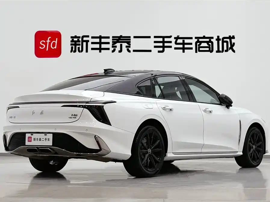 Hongqi H6 2025 2.0T Zhi Shang Edition