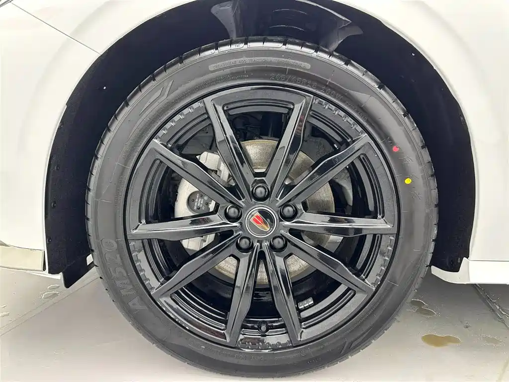Hongqi H6 2025 2.0T Zhi Shang Edition