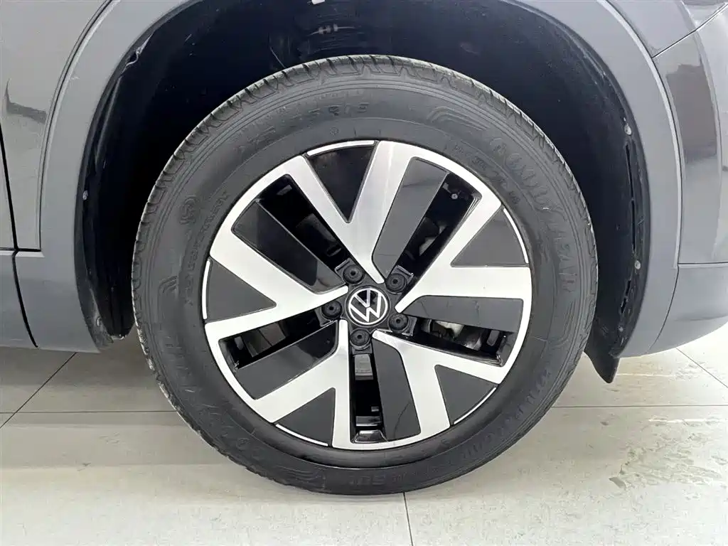 Tayron 2023 280TSI 2WD Luxury Plus Advanced Edition